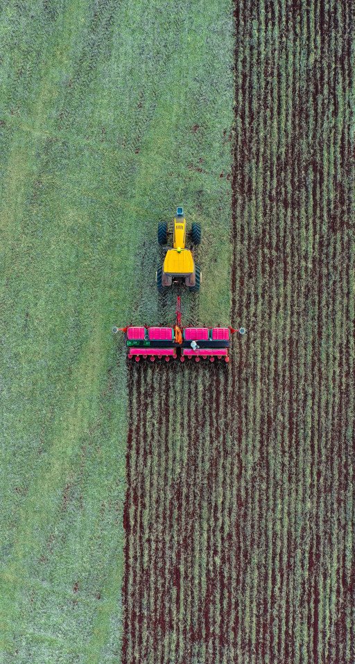 A Comprehensive Guide to AGRAS Drones: Revolutionizing the Agricultural Industry
